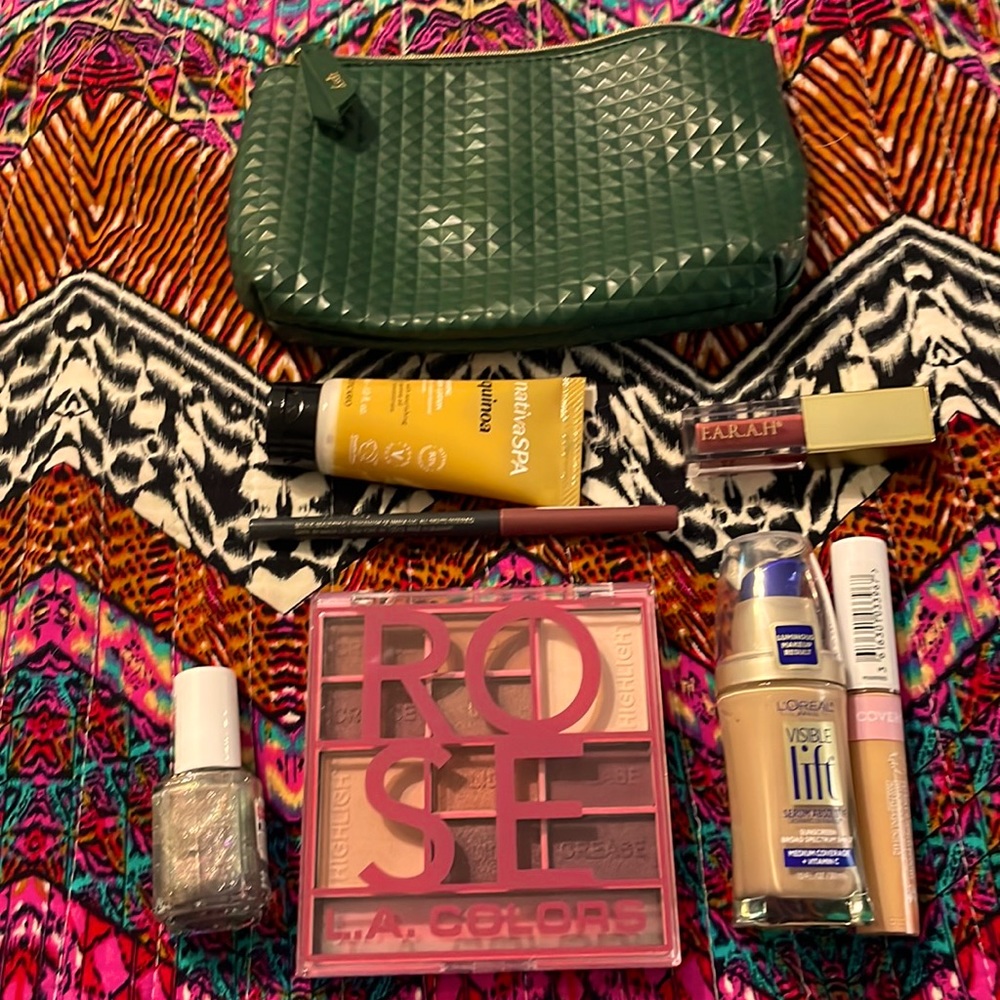 All New Makeup Bundle With Bag